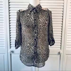 2/$25 IZ BYER Cheetah Print Button Down Blouse Size S